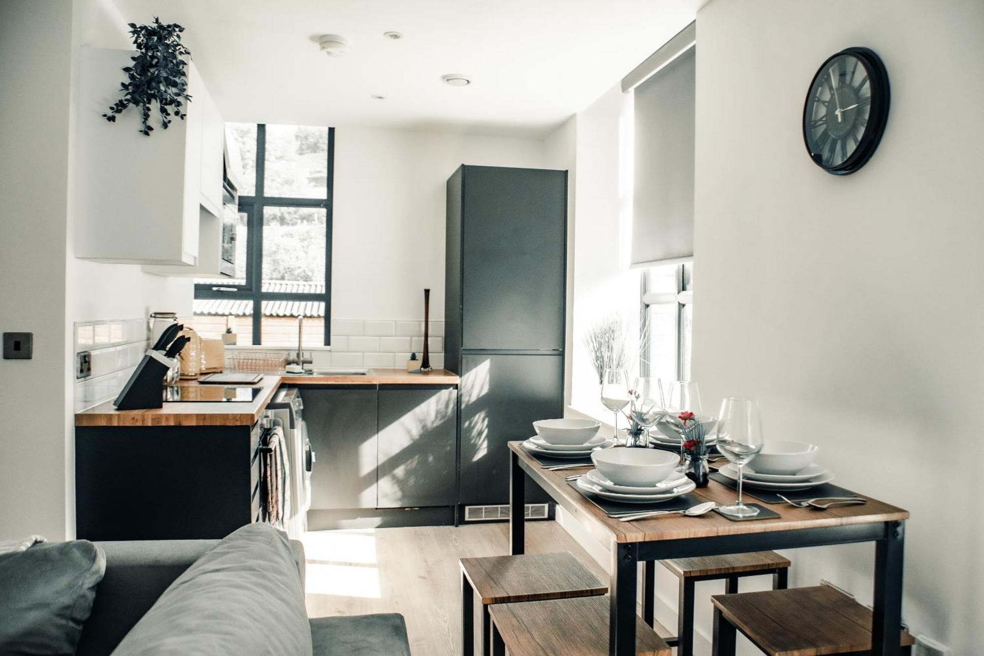 2-Bedroom With Breathtaking Views In Holmfirth Village, Huddersfield Room photo